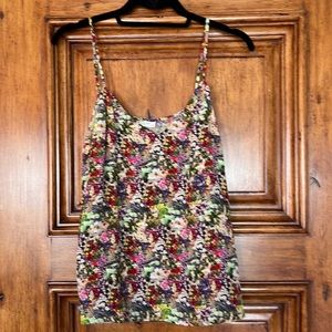 Floral camisole top by Equipment. Made of silk size small